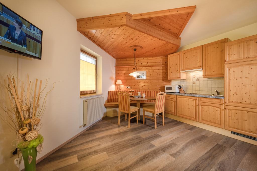Gaestehaus Gratz - Inklusive Eintritt In Die Alpentherme Dorfgastein Kültér fotó